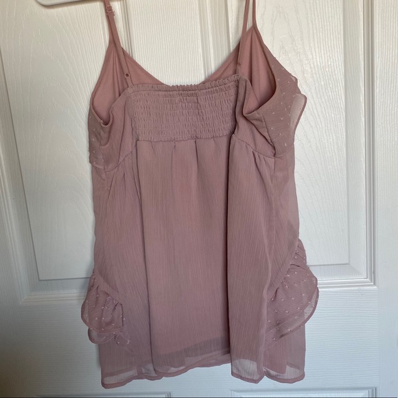 💫 BOGO Ruffle Blouse - Picture 4 of 7